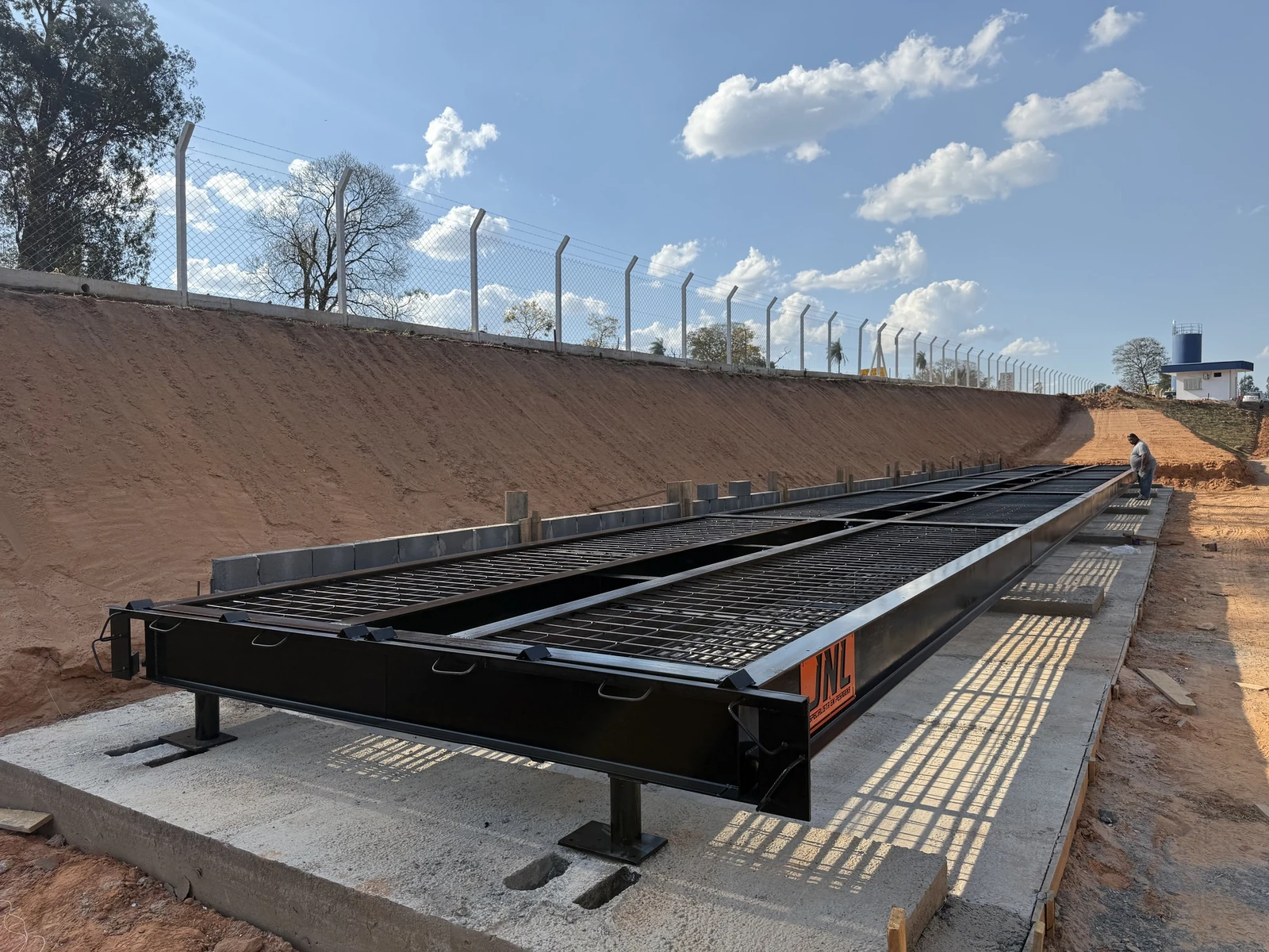 Estrutura da balança rodoviária BRMC: o conjunto que sustenta a plataforma