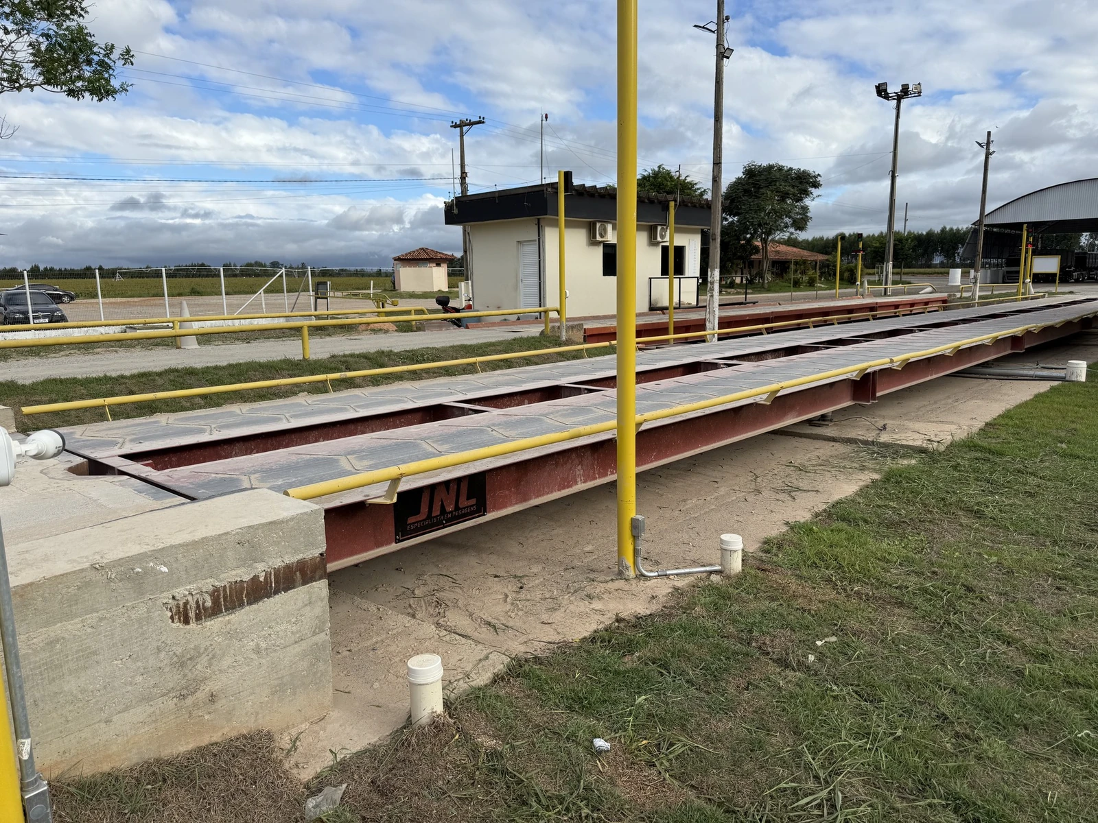 Guard rail de proteção lateral